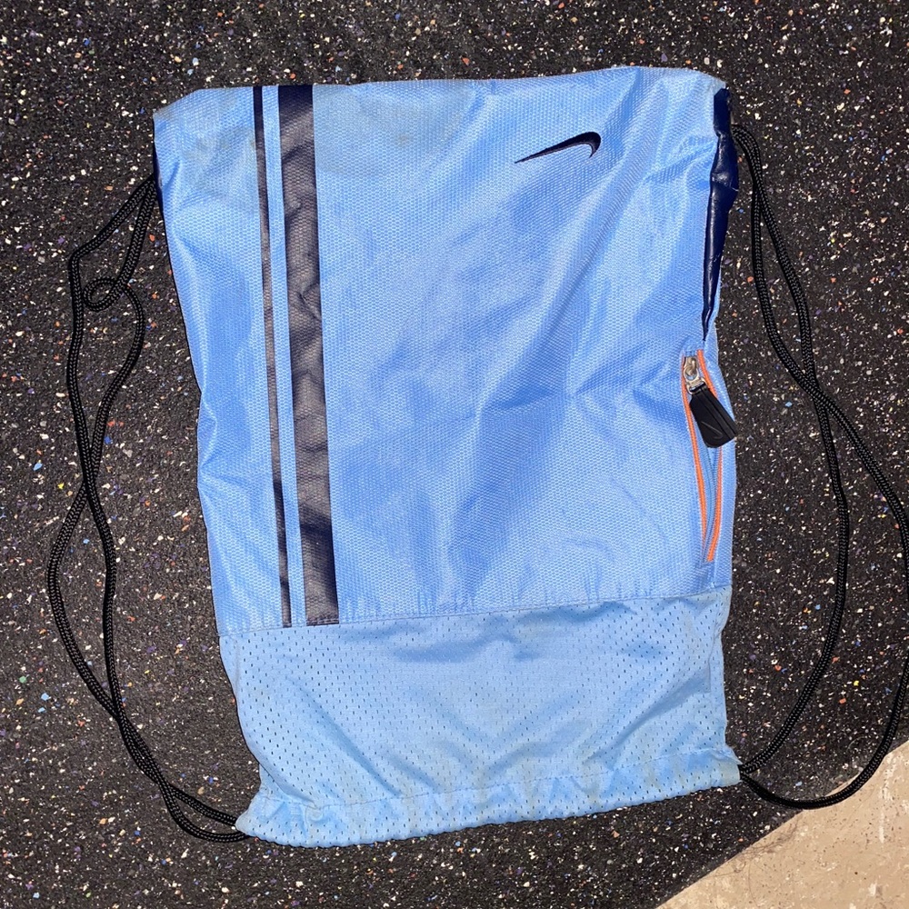 Nike drawstring athletic bag